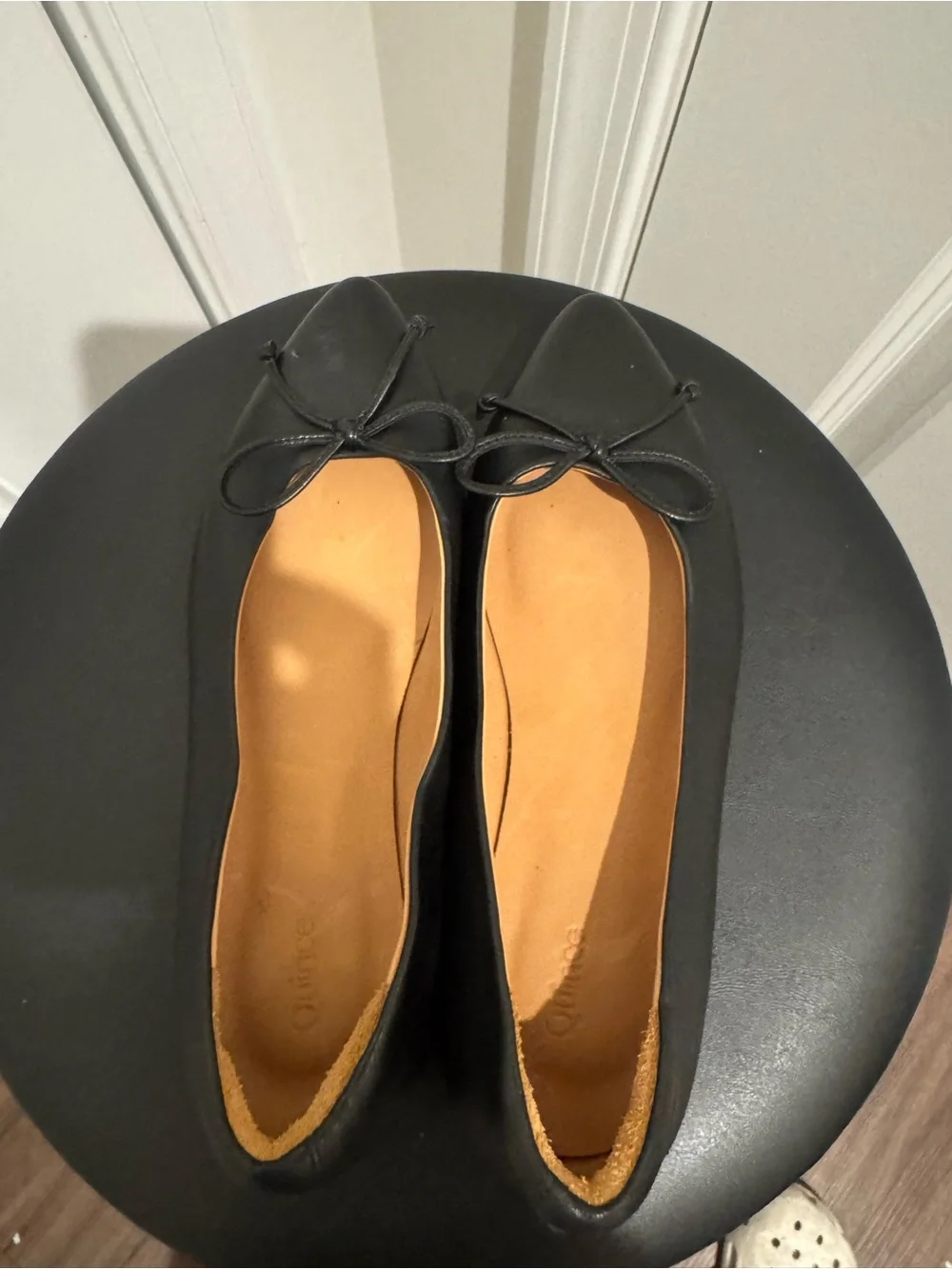 Quince Black Leather Ballet Flats with Bow size 5